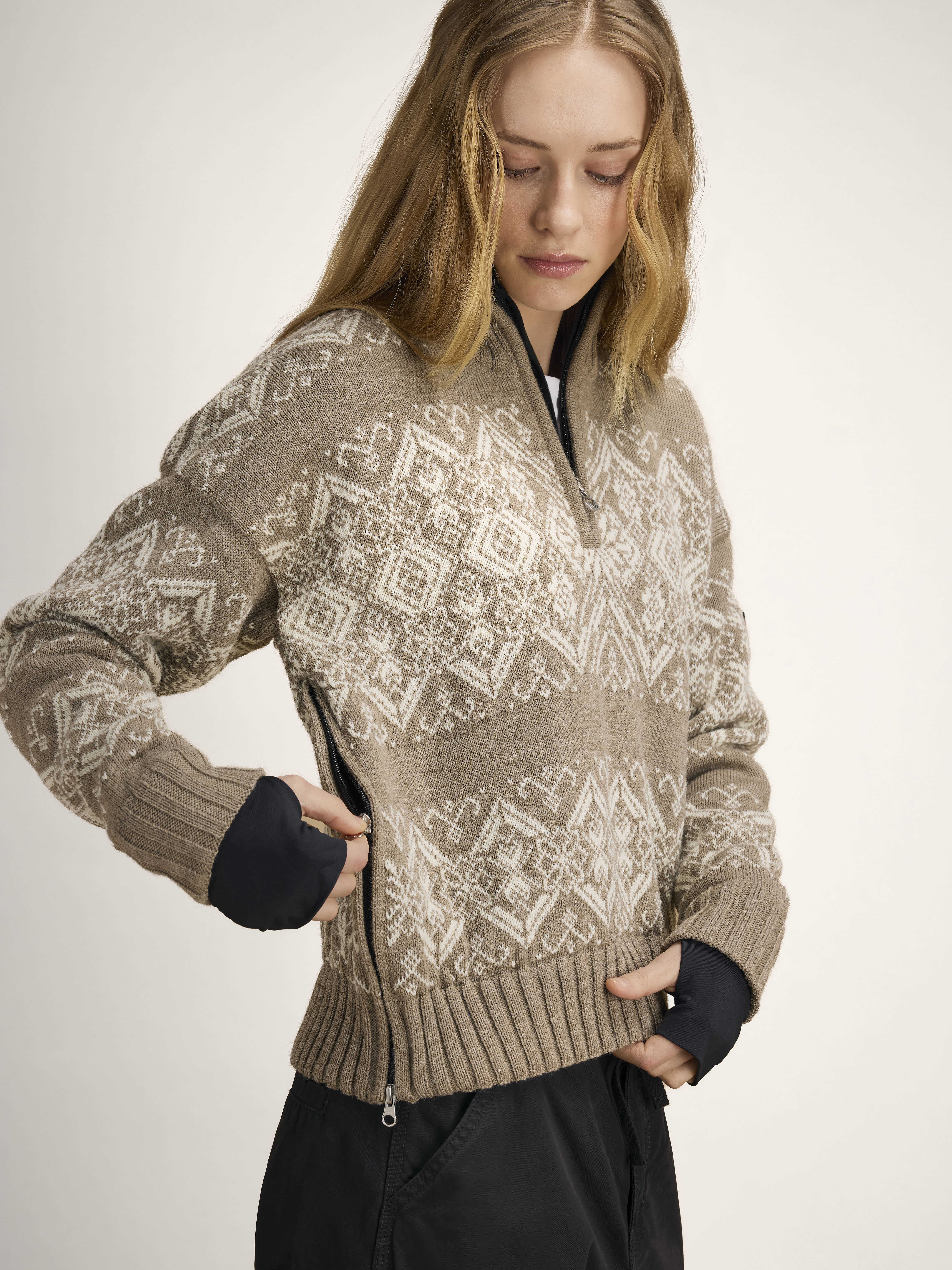 Roset Windproof Women’s Sweater - Norwegian Wool Mountainstone Offwhite