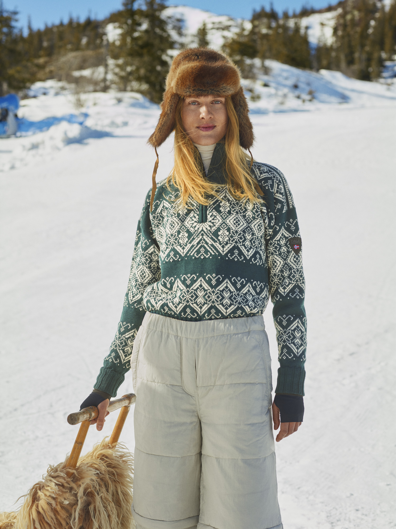 Roset Windproof Women’s Sweater - Norwegian Wool Pinegreen Offwhite