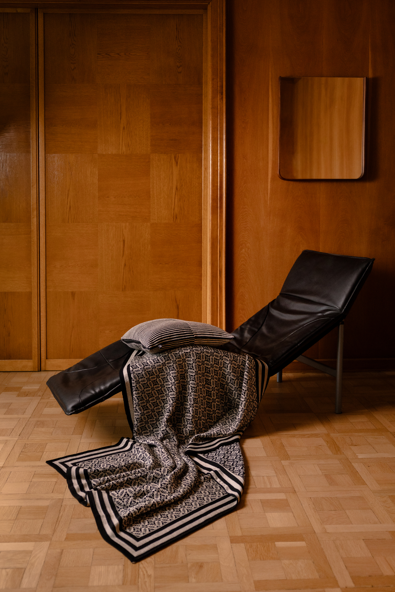 Black pillow and blanket