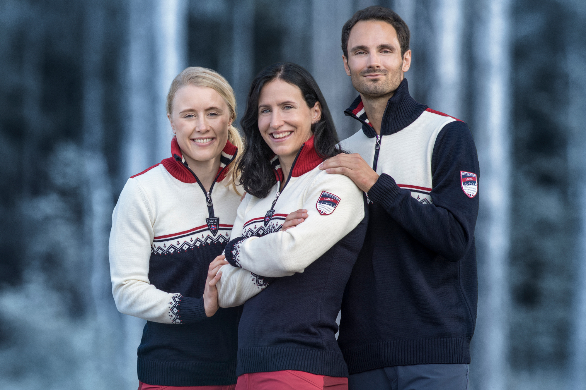Ski-VM Lahti, Finland 2017. Bildet viser Ragnhild Haga, Marit Bjørgen og Hans Christer Holund i VM-genseren.